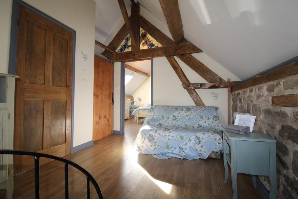 La Petite Jeusseliniere Villa Larchamp Luaran gambar