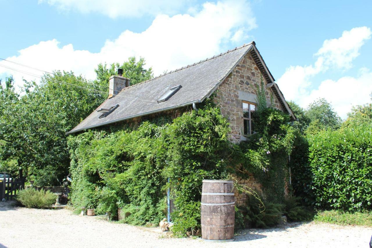 La Petite Jeusseliniere Villa Larchamp Luaran gambar